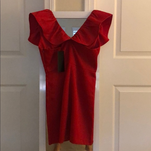 Red Dress - Picture 2 of 4